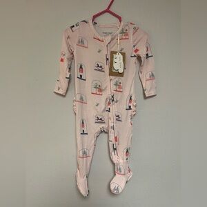 NWT Angel Dear Bamboo Zippy Size 3-6M